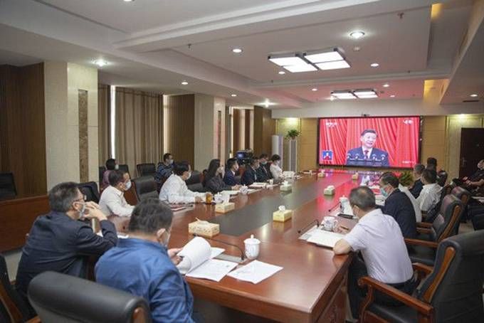 http://news.hut.edu.cn/__local/D/77/98/6848C3D38F362C2796BEC25035C_674961BE_B3D5.jpg